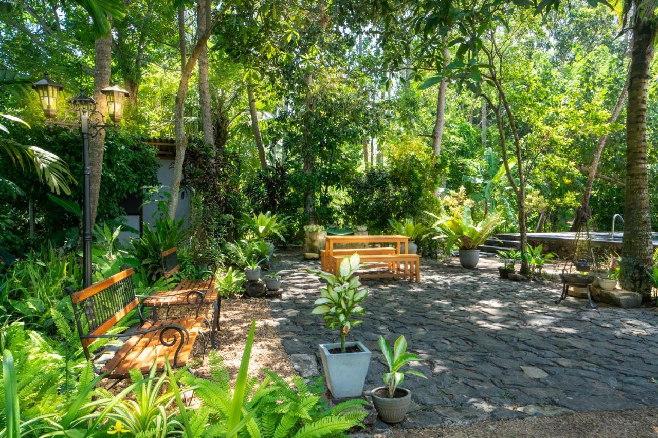 5Br Luxury Villa With Pool The Blues Mihiripenne Exterior foto